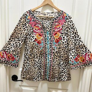Savanna Jane Women's Embroidered Tunic Top Size S Leopard Print Bell Sleeves